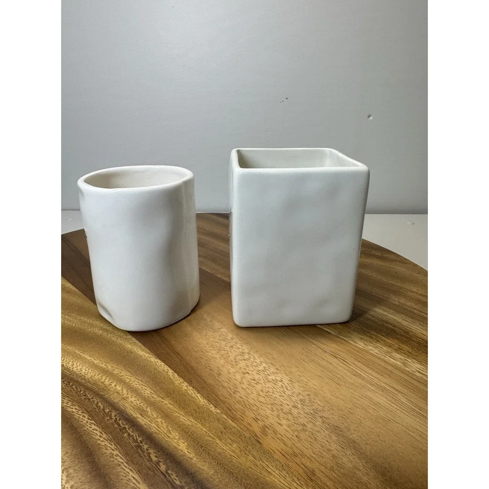 2 Rae Dunn Wing It Makeup‎ Brush Holder